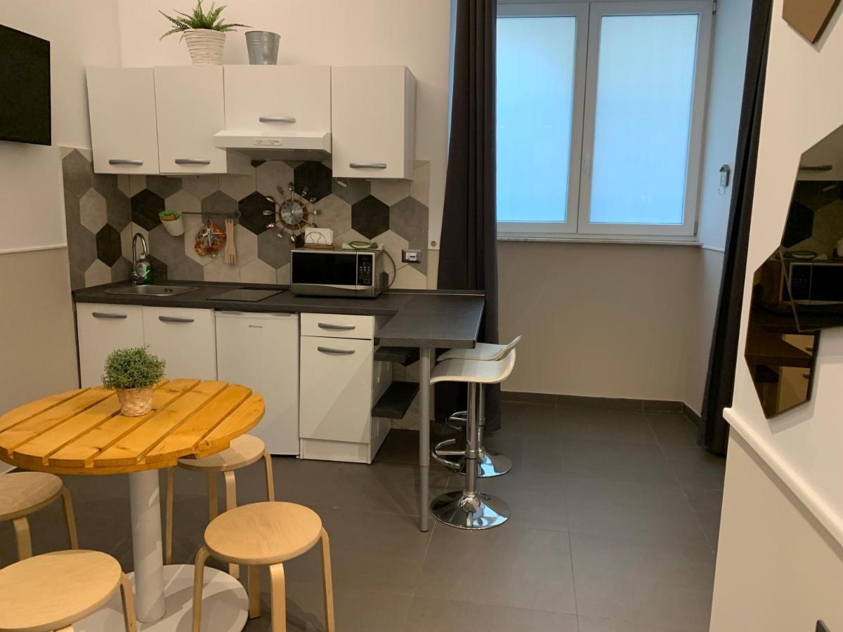 Little Dream Residenza - Napoli Apartment Bagian luar foto