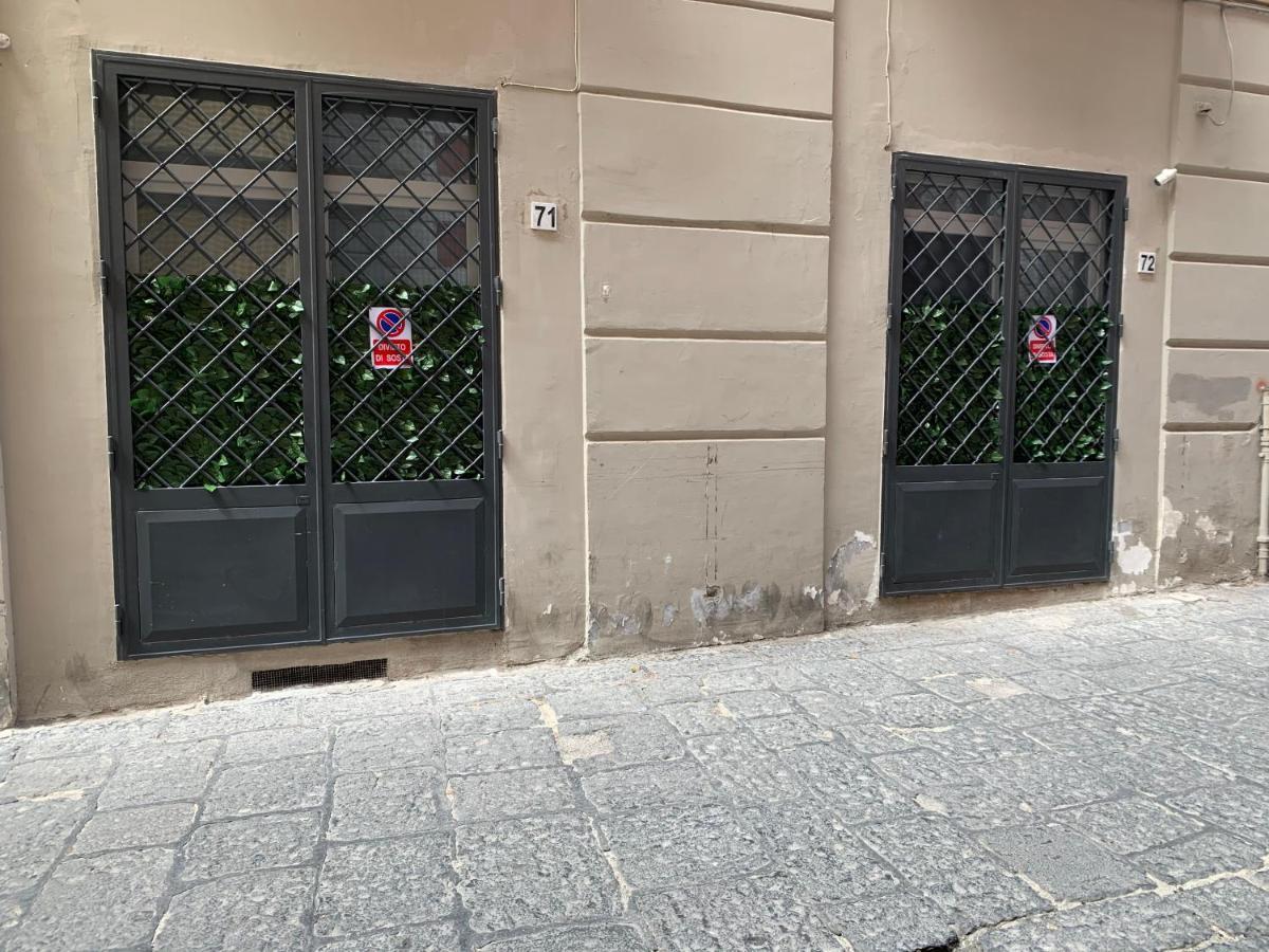 Little Dream Residenza - Napoli Apartment Bagian luar foto